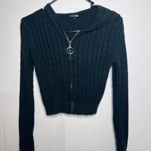 Cropped long sleeve jacket
